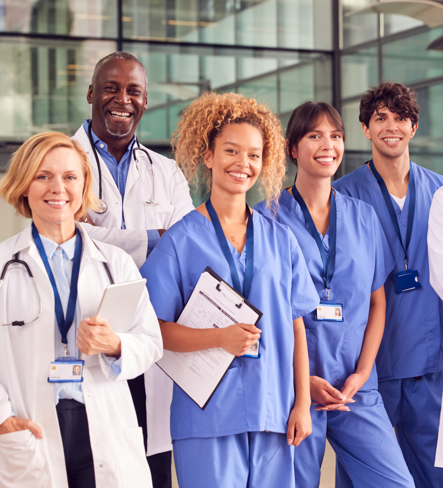 AxL-1190166346-aspect-ratio-1549-1707